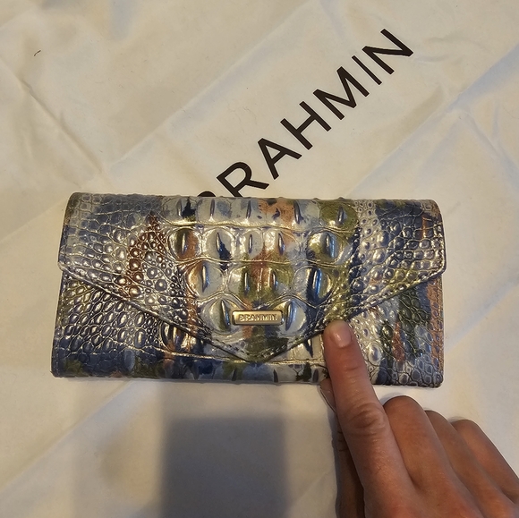 Brahmin handbag with matching wallet - Picture 4 of 6